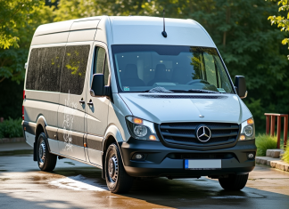 Comment bichonner votre minibus 15 places pour une longévité optimale Minibus 15 places propre et brillant à l'extérieur